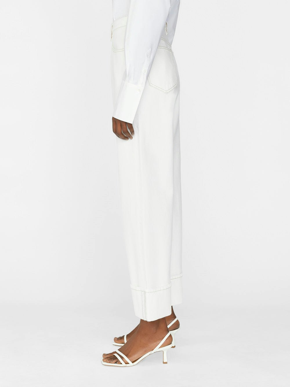 jeans side view alt:fit1